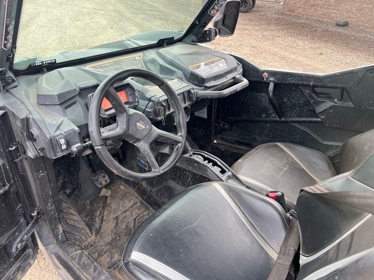2020-can-am-maverick-utv-image-11