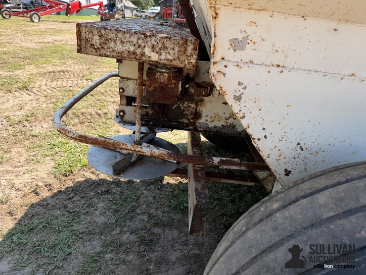 jt-industries-6-ton-fertilizer-spreader-image-20