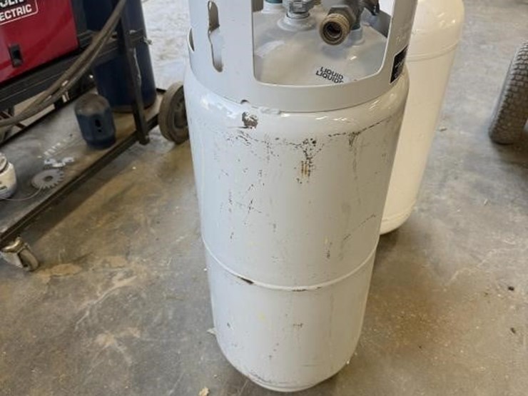 manchester-propane-tank-for-forklift-image-1