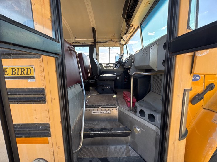 #9013-•-2006-blue-bird-school-bus-image-9