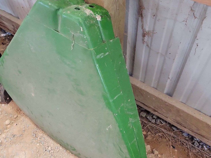 john-deere-clamshell-fenders-image-3