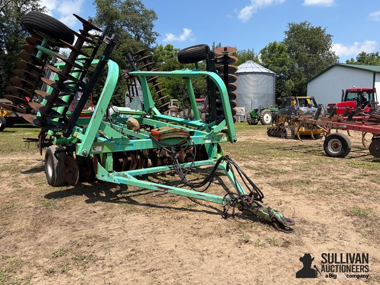 1996-deutz-allis-v2500d-disk-image-3