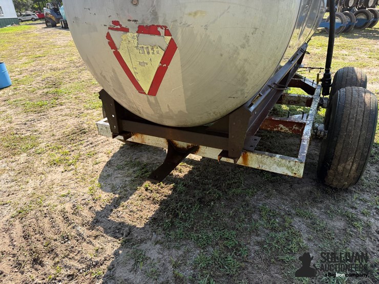 1,050-gal-stainless-steel-t/a-nurse-tank-image-19