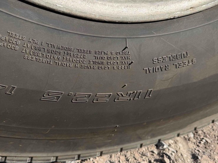 2009-kenworth-t370-tandem-axle-hook-truck-image-13