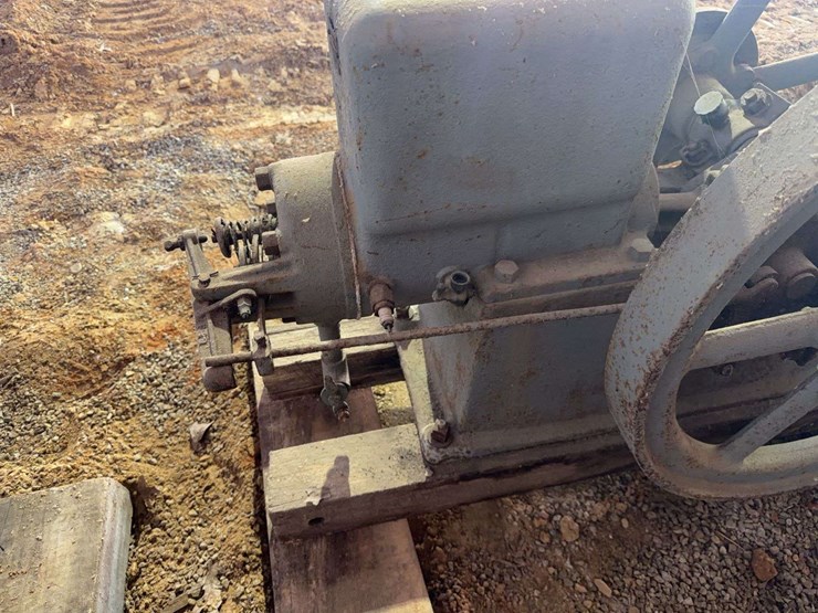 gray-4-hp-engine-image-12