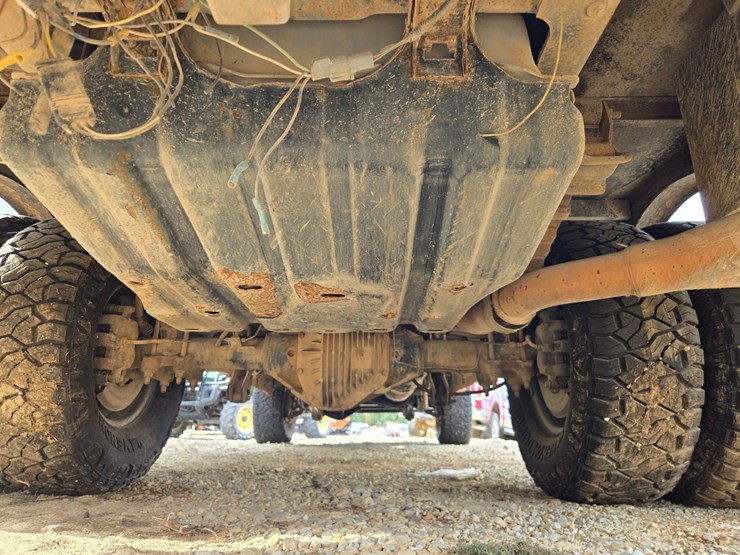 #27076-•-2011-ford-f-350-pickup-truck-(nonrunner)-image-45