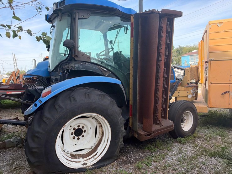 #83-•-2007-new-holland-ts100a-tractor-image-2