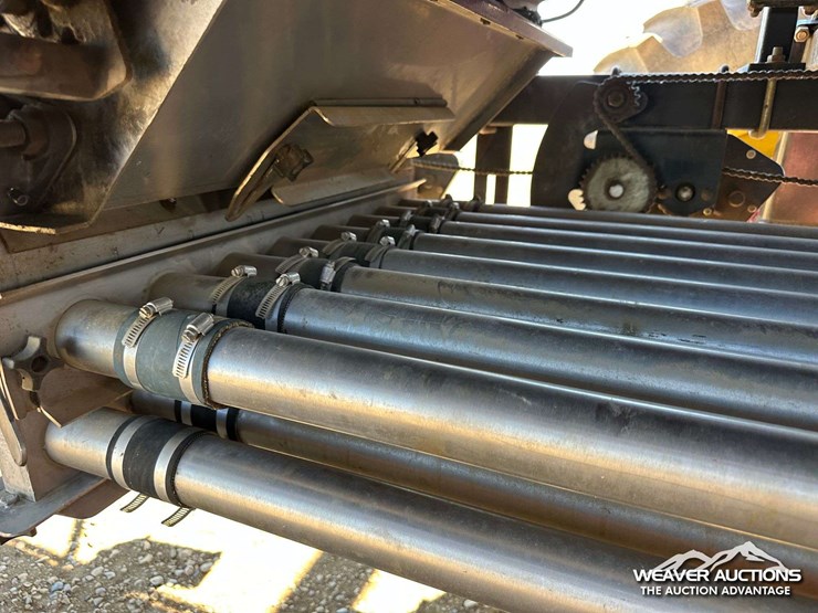 seedhawk-65-ft.-plus-seeder-image-46