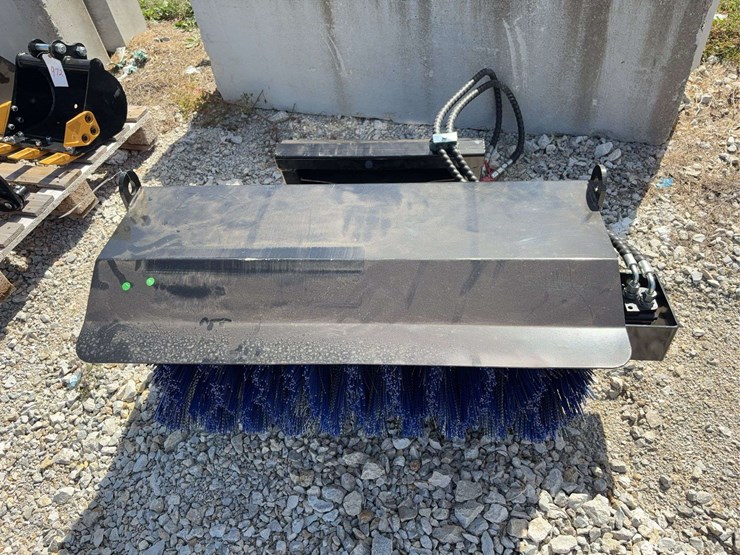 mini-skid-steer-black-hydraulic-angle-broom-attachment-image-2