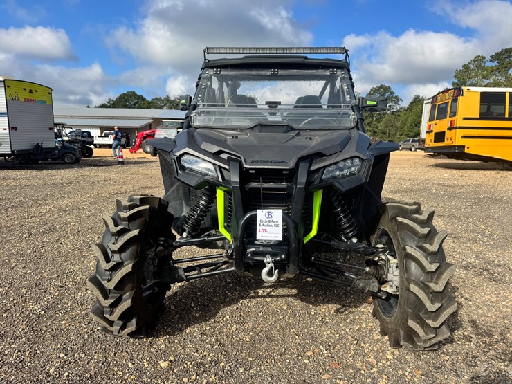 #255-•-2021-honda-talon-image-8