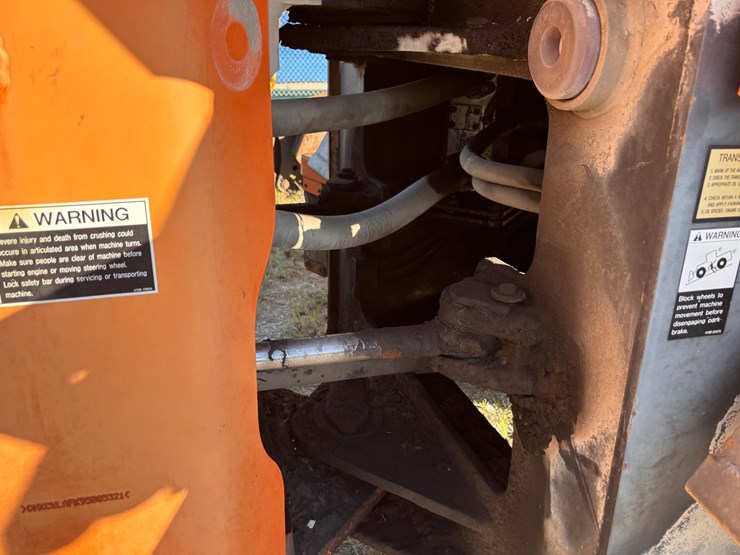 #1-•-doosan-dl-250-articulated-wheel-loader-image-8