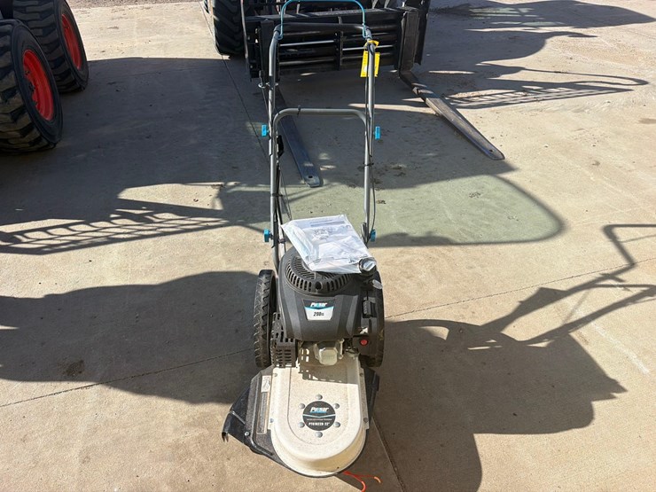 pulsar-wheeled-string-trimmer-image-2
