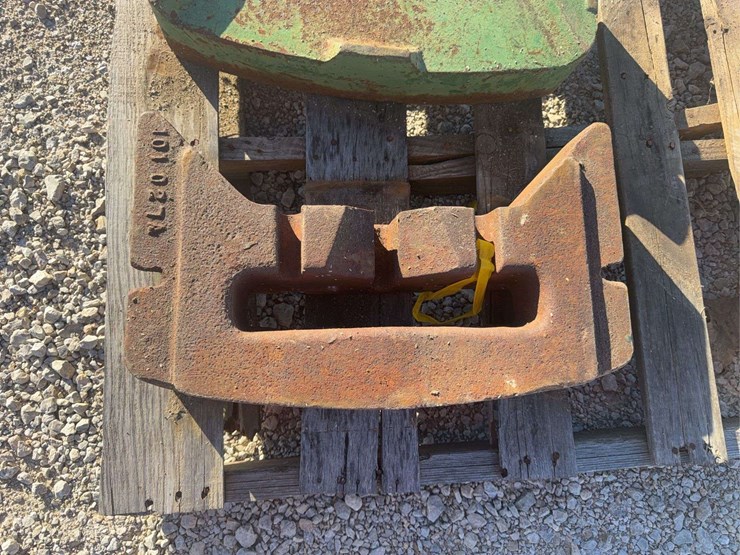 two-tractor-weights-image-4