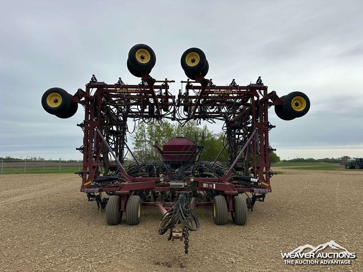 2010-seedhawk-62-ft.-seeder-image-3