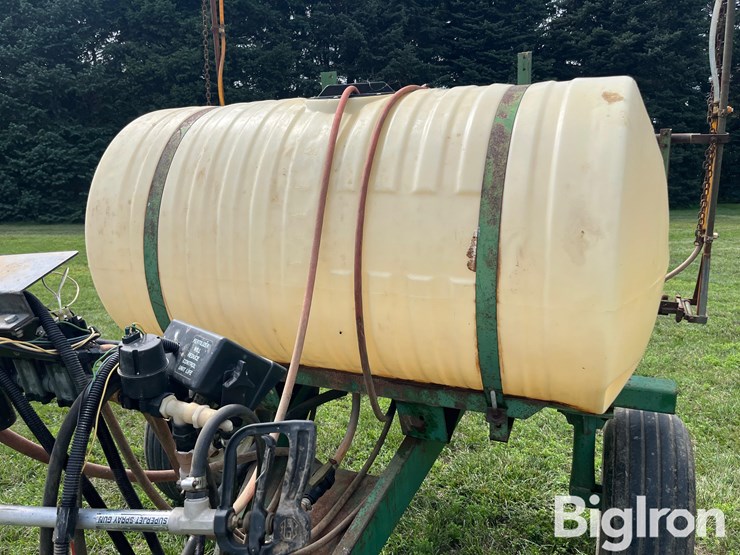 300-gal-pull-type-sprayer-image-13