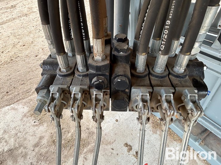 silencer-max-squeeze-chute-w/alley-&-crowd-tub-image-16
