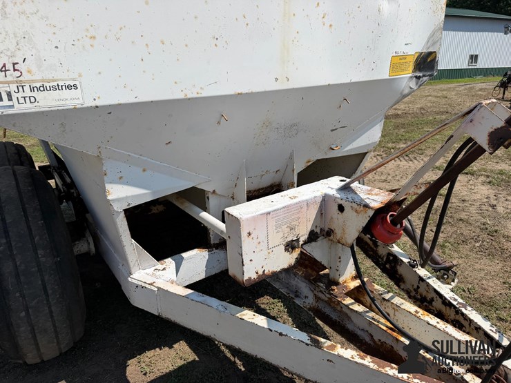 jt-industries-6-ton-fertilizer-spreader-image-15