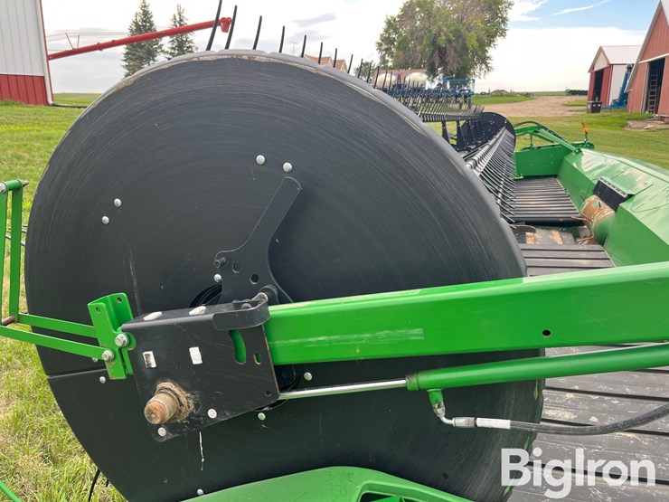 2013-john-deere-635fd-35'-flex-draper-image-9