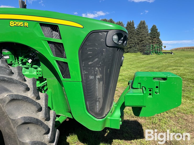2010-john-deere-8295r-mfwd-tractor-image-14