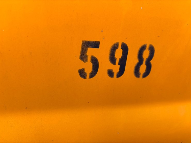 #46-•-ford-550-flatbed-cab-chassis-truck-with-headache-rack-image-15