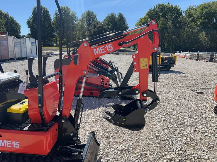 mini-excavator-me15-image-9
