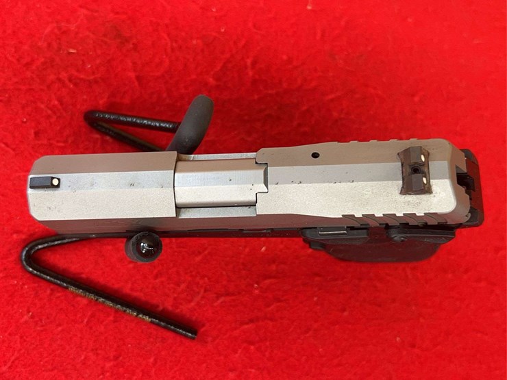 sccy-cpx-1-tt-9mm-semiauto-pistol-image-3