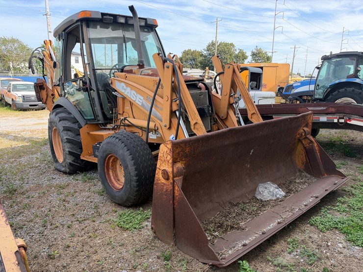 #79-•-2010-case-590sm-backhoe-image-1