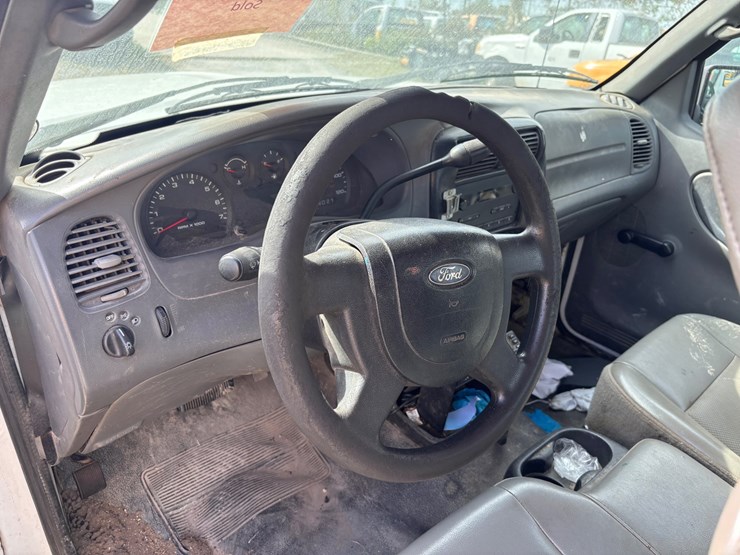 #59-•-2006-ford-ranger-regular-cab-pickup-truck-image-6