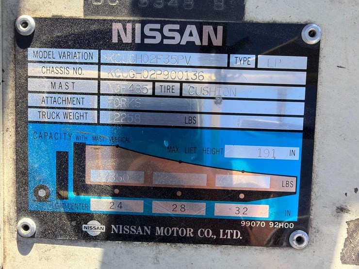 nissan-80-propane-forklift-image-16