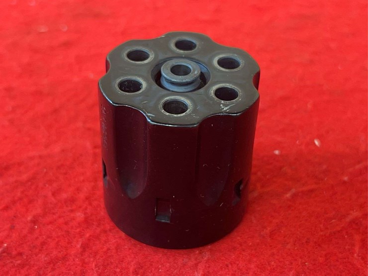 chiappa-.22-lr/.22-magnum-convertible-sa-revolver-image-15