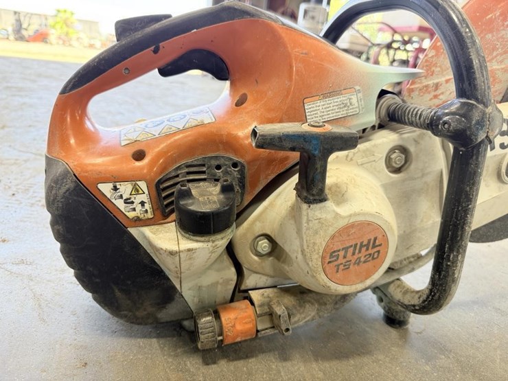 stihl-ts420-gas-cut-off-saw-(1335)-image-3