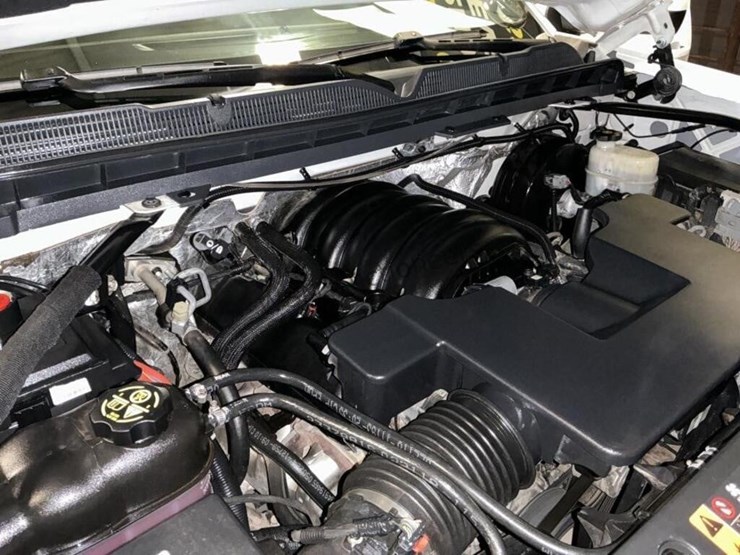 2018-chevrolet-silverado-1500-p/u-image-12