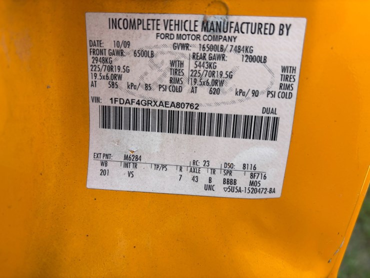#54-•-2010-ford-super-duty-power-stroke-diesel-stake-bed-truck-image-11