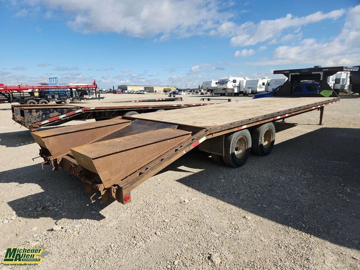 2010-load-trail-t/a-25ft-gooseneck-equipment-trailer-image-4