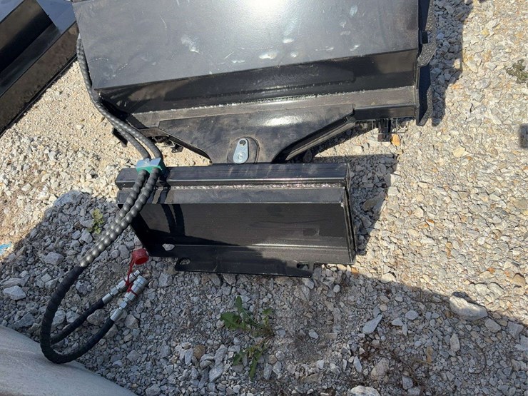 mini-skid-steer-black-hydraulic-angle-broom-attachment-image-4