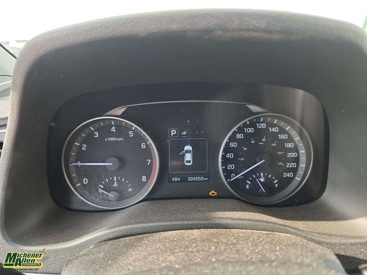 2018-hyundai-elantra-4dr-sedan-image-8