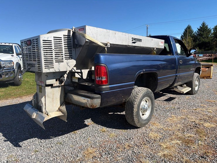 2001-ram-2500-pick-up-image-8