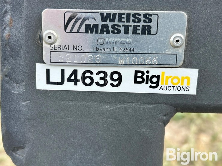 weiss-master-quick-hitch-4-prong-square-bale-spear-attachment-image-17