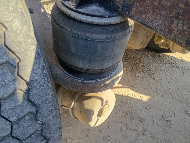 #27067-•-1984-kenworth-w900-tri-axle-dump-truck-image-103