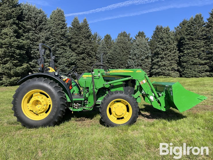 2011-john-deere-5075m-mfwd-tractor-w/533-loader-image-4