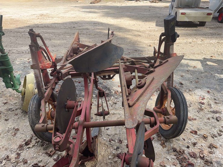 oliver-roll-over-plow-image-11