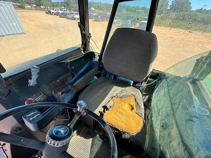 #217-•-john-deere-4440-image-10