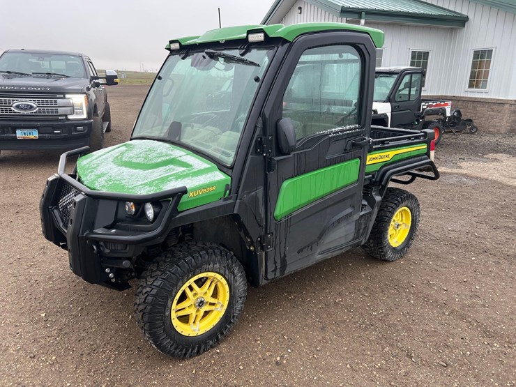 john-deere-gator-image-1