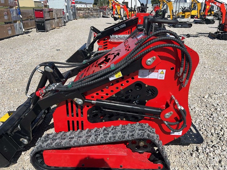 sdlanch-sdll60-skid-steer-loader-image-13