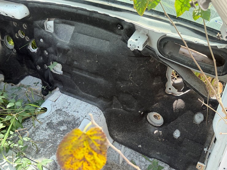 #94-•-2016-ford-f-150-4x2-reg-cab-image-9