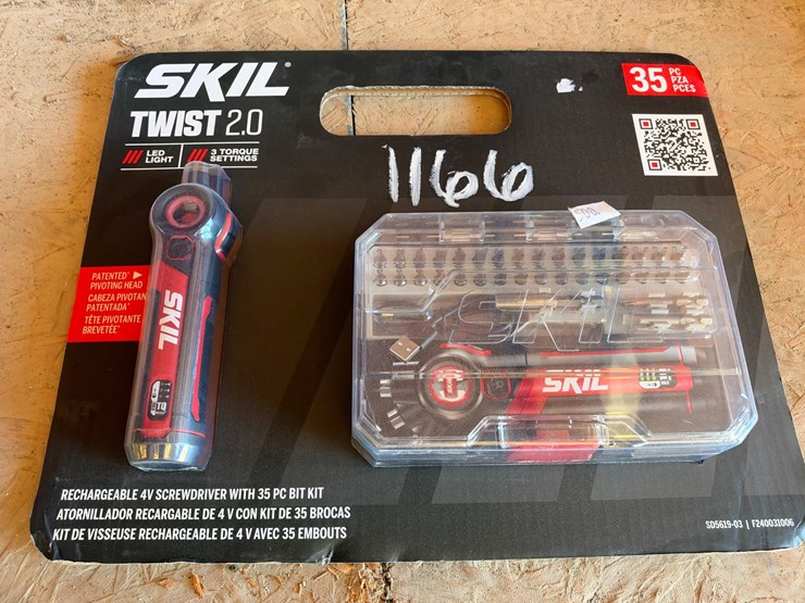 #1166-•-skil-twist-2.0-4v-screwdriver-w/-35-pc-bit-kit-image-1