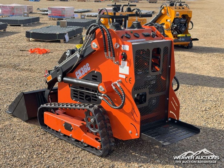 2026-captok-skid-steer-loader-image-4