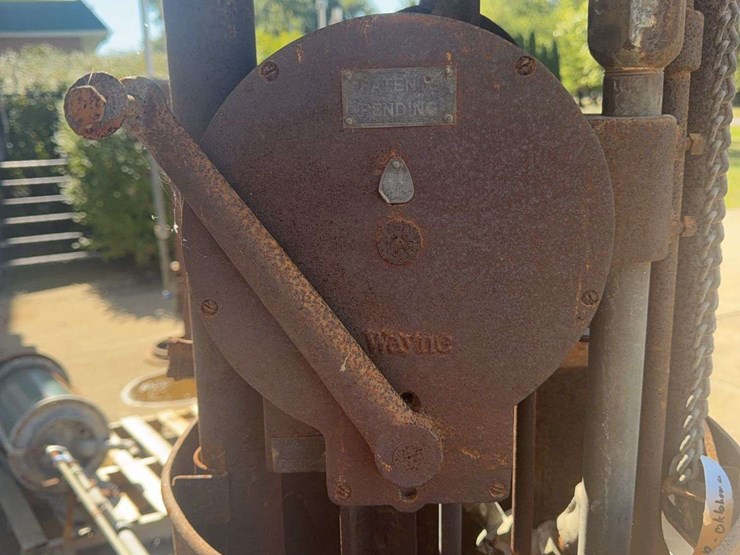 wayne-gas-pump-image-10