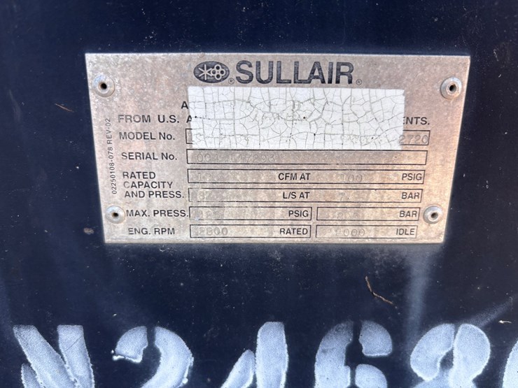 #34-•-sullair-185-single-axle-towable-air-compressor-image-6