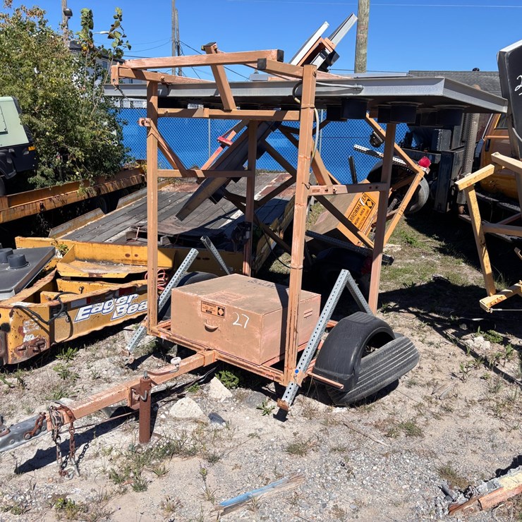 #27 • Arrowmaster Solar Traffic Arrow Board Trailer